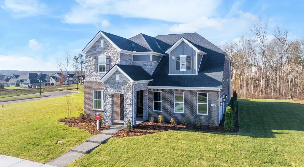 2521 Kingston Court Mount Juliet TN 37122