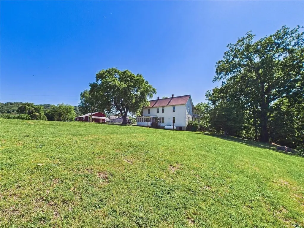 111 Bryan Hill Drive Tellico Plains TN 37385
