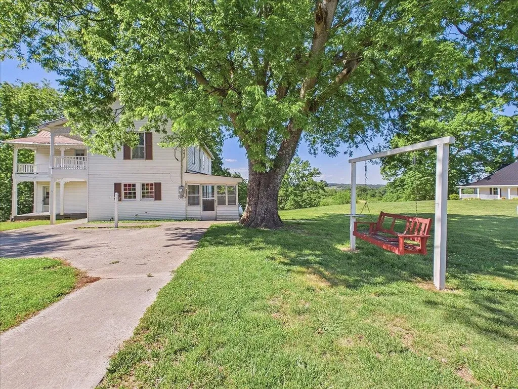 111 Bryan Hill Drive Tellico Plains TN 37385
