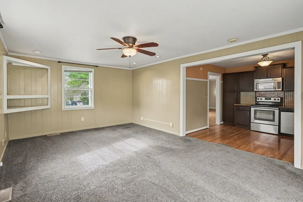 1662 Valley Road Clarksville TN 37043