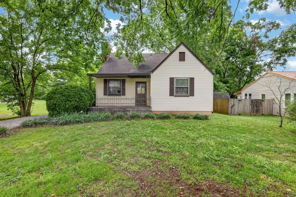 3903 Burrus Street Nashville TN 37216