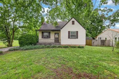 3903 Burrus Street Nashville TN 37216