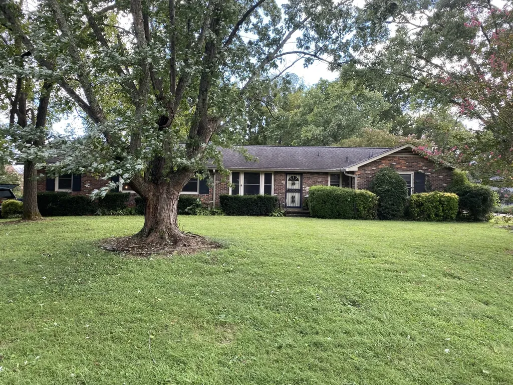 443 Oakley Drive Nashville TN 37220