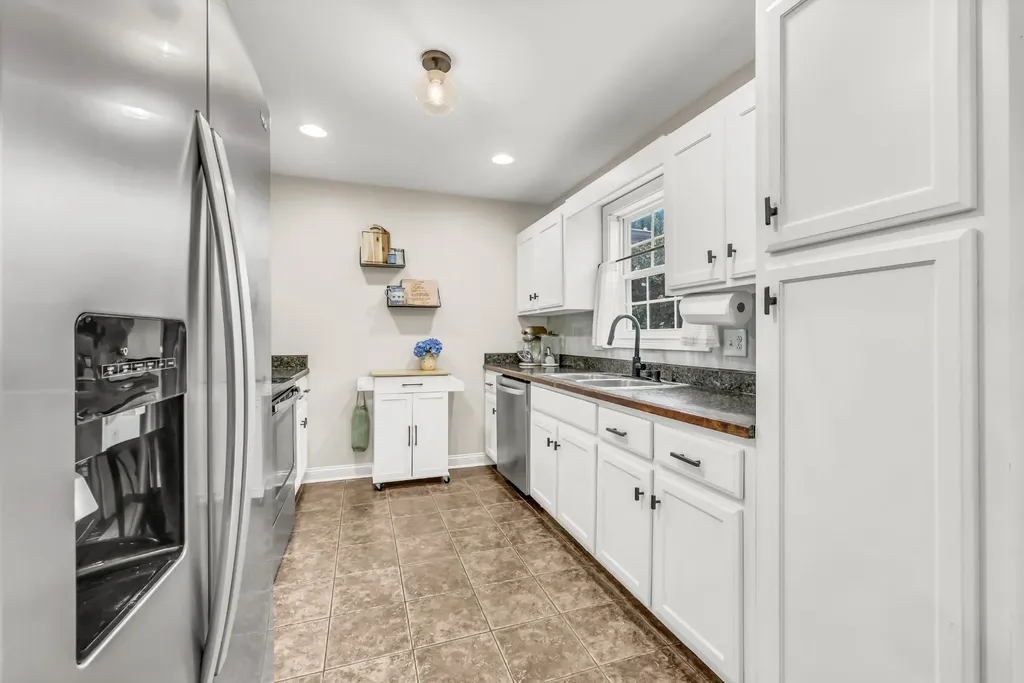 3376 Melissa Lane Clarksville TN 37042