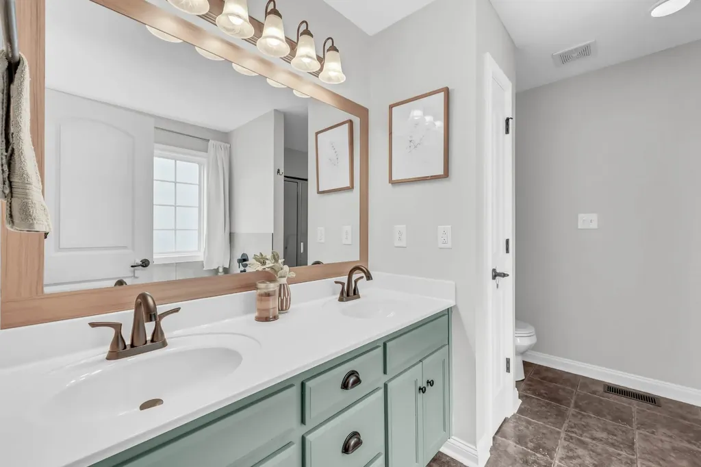 3376 Melissa Lane Clarksville TN 37042