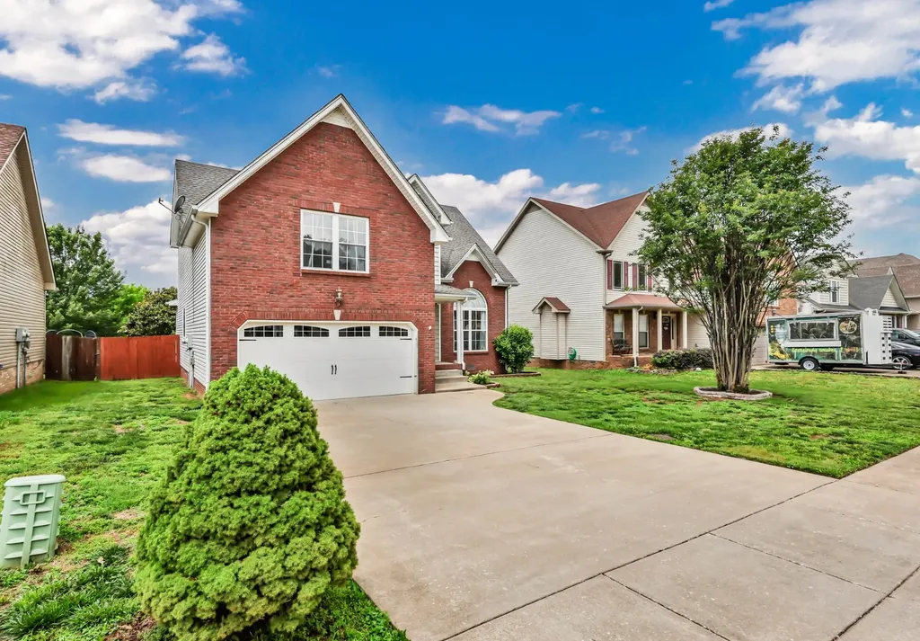 3376 Melissa Lane Clarksville TN 37042