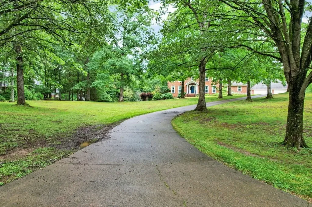 3680 Sourwood Trl, NW Cleveland TN 37312