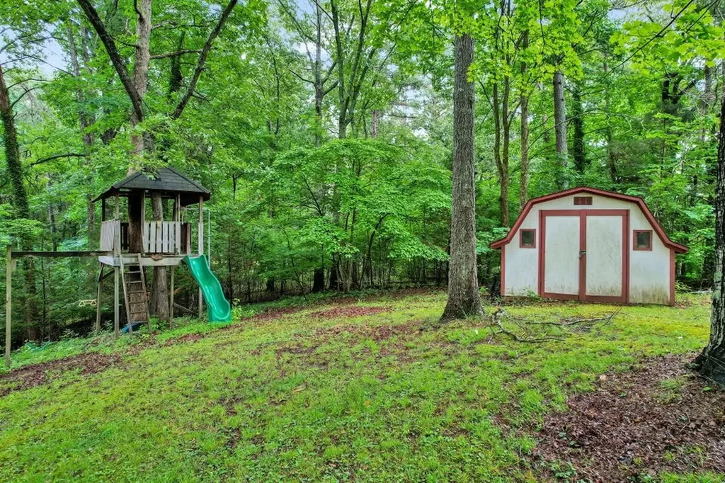 3680 Sourwood Trl, NW Cleveland TN 37312