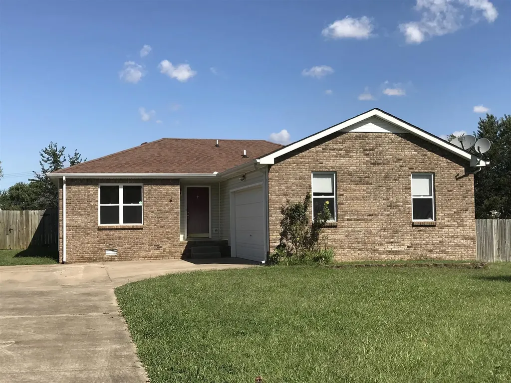 1771 Cherry Point Court Clarksville TN 37042