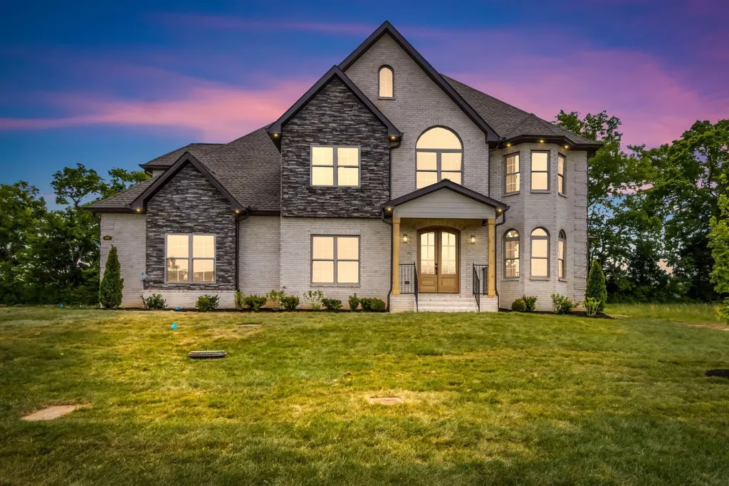 4510 Pat Nixon Court Murfreesboro TN 37130