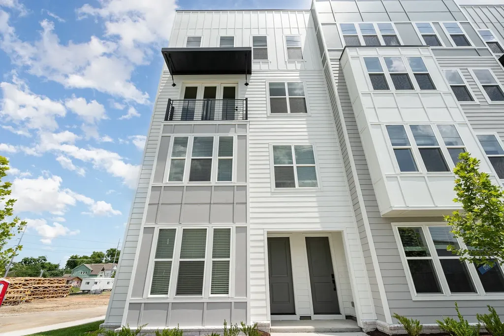 136 Zola Alley Nashville TN 37209