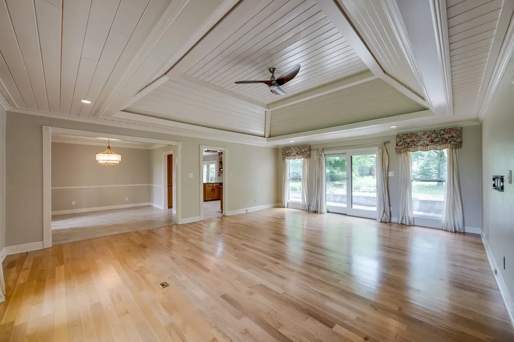 9133 Twelve Corners Road Lascassas TN 37085