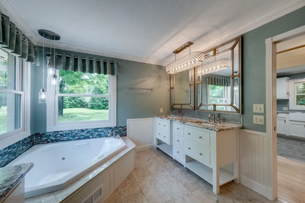 9133 Twelve Corners Road Lascassas TN 37085