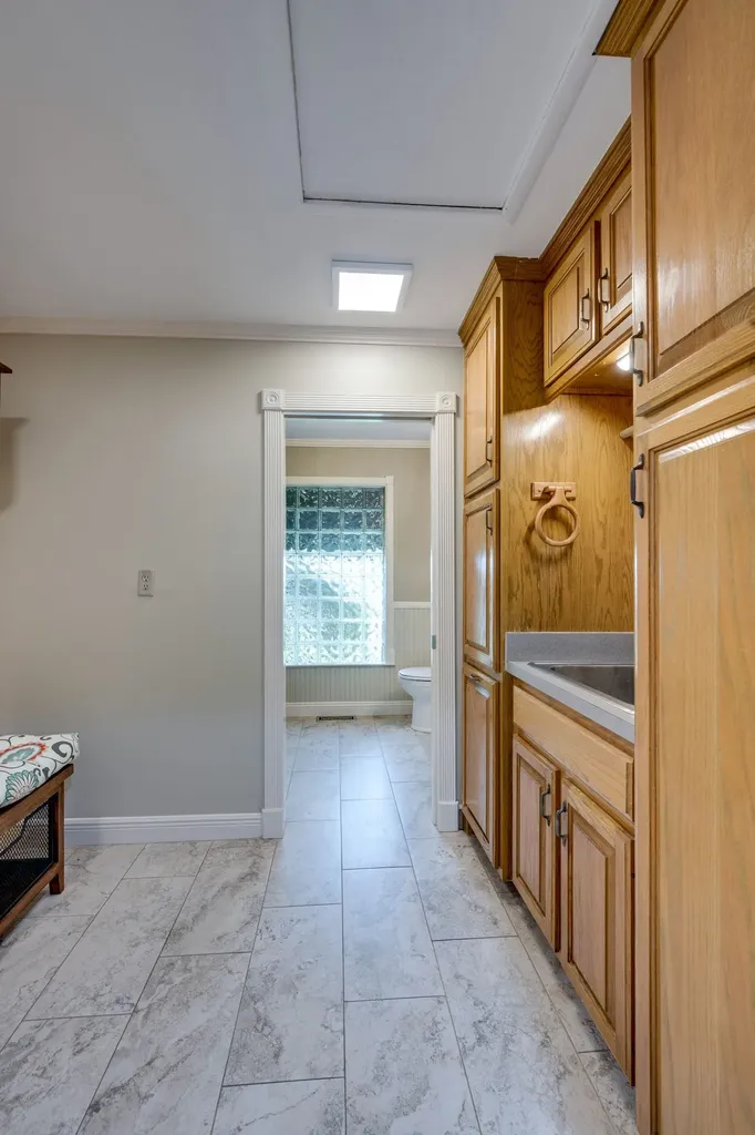 9133 Twelve Corners Road Lascassas TN 37085