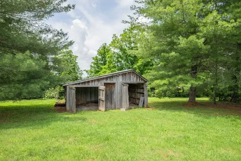 9133 Twelve Corners Road Lascassas TN 37085