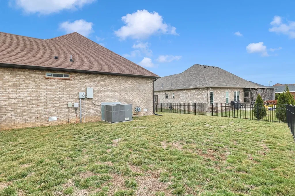 402 Lucy Circle Gallatin TN 37066