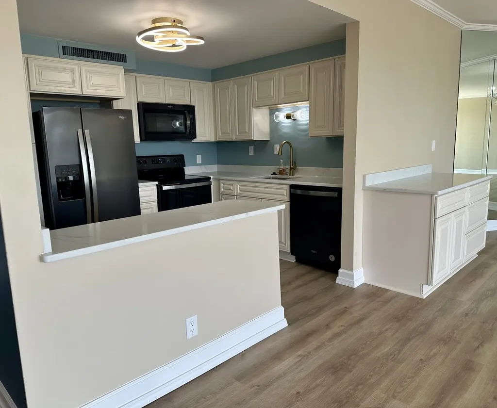 4215 Harding Pike Nashville TN 37205