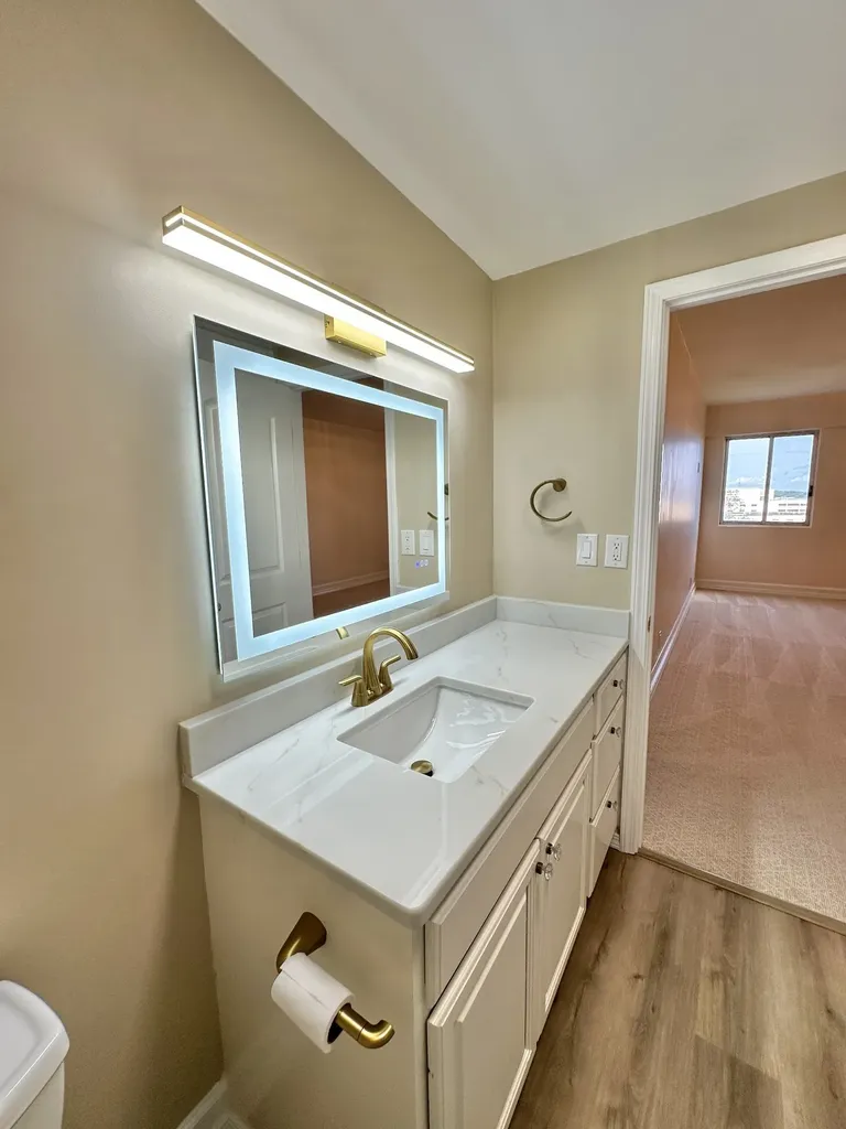 4215 Harding Pike Nashville TN 37205