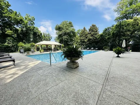 4215 Harding Pike Nashville TN 37205