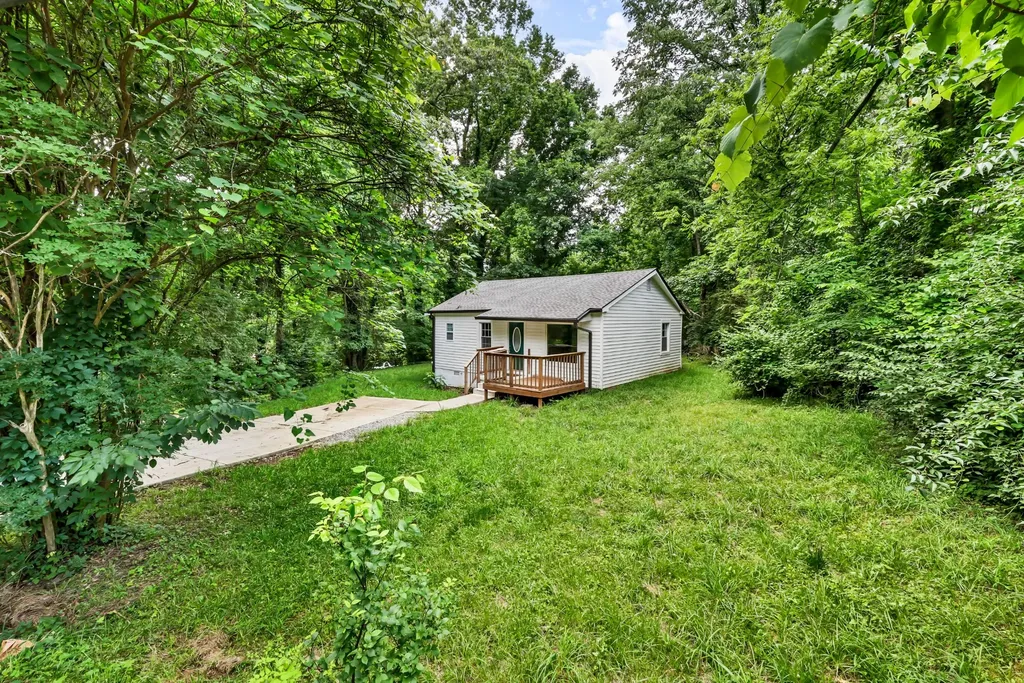 1010 Ridgecrest Drive Clarksville TN 37040