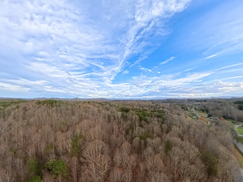 325 Countryside Lane Madisonville TN 37354