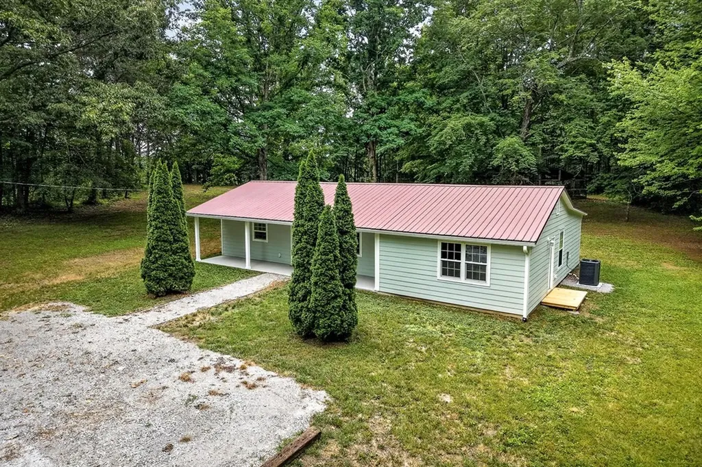 4533 Great Falls Road Rock Island TN 38581