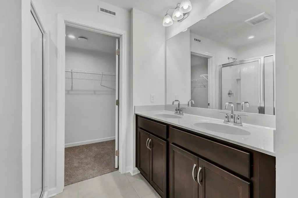 5006 Dayflower Drive Hermitage TN 37076