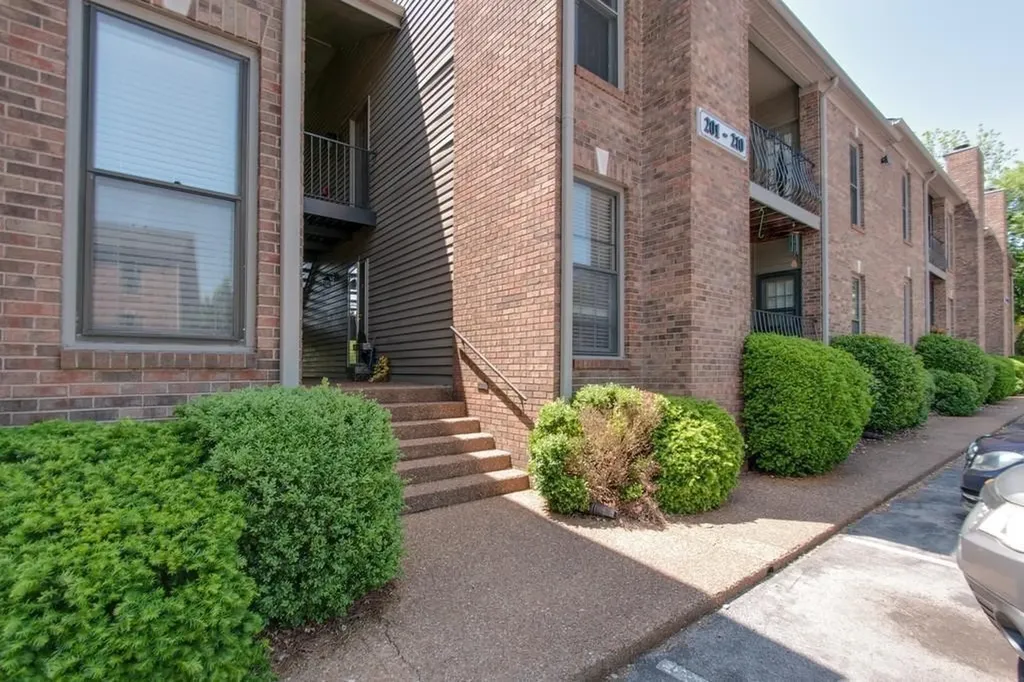 208 Sloan Road Nashville TN 37209