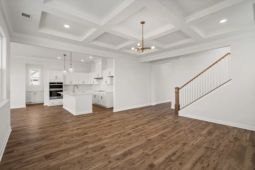 1822 Abelson Way Columbia TN 38401