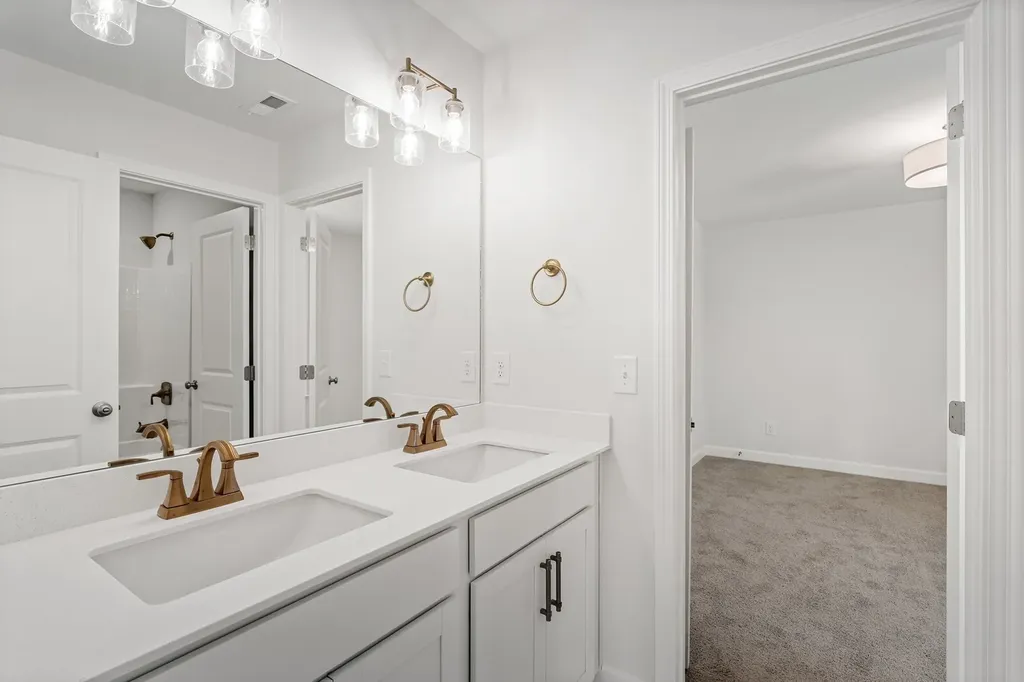 1822 Abelson Way Columbia TN 38401