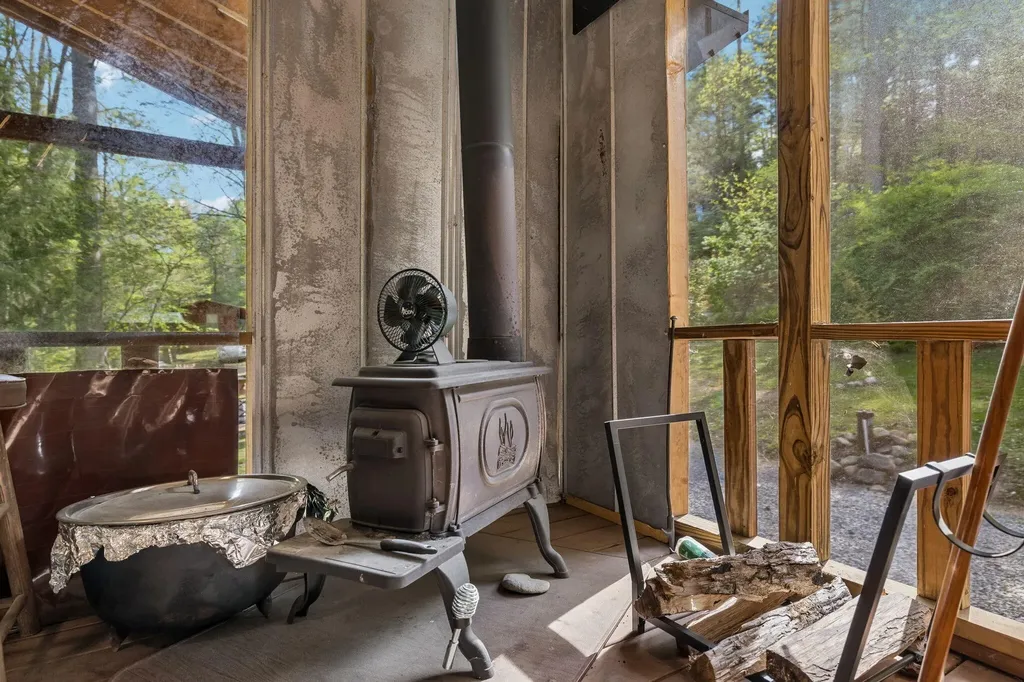 1532 Turkey Creek Road Tellico Plains TN 37385