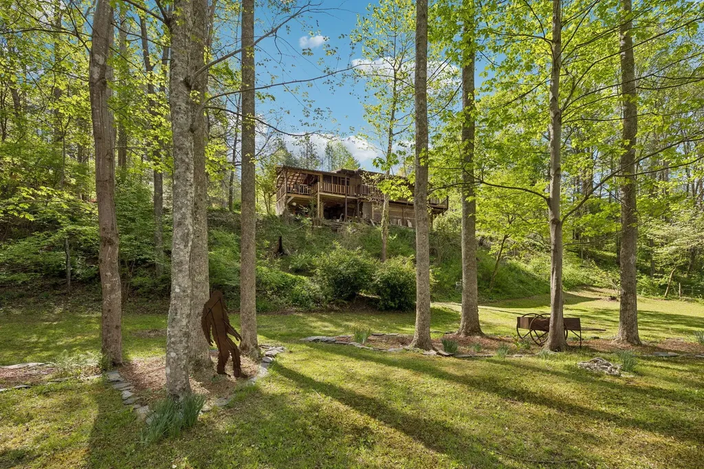1532 Turkey Creek Road Tellico Plains TN 37385