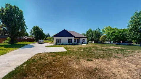 2230 Allen Ferry Road Smithville TN 37166