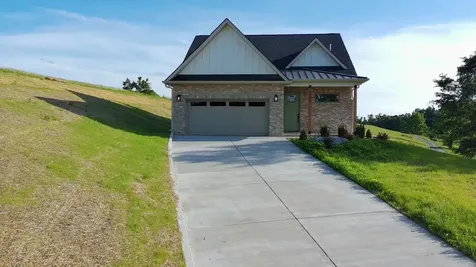 2953 Wixtown Road Westmoreland TN 37186
