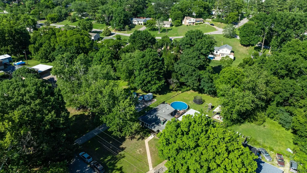216 Roberta Drive Hendersonville TN 37075