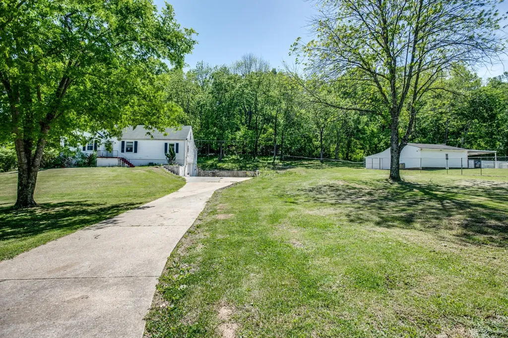 4141 Creek Trail Drive Whites Creek TN 37189