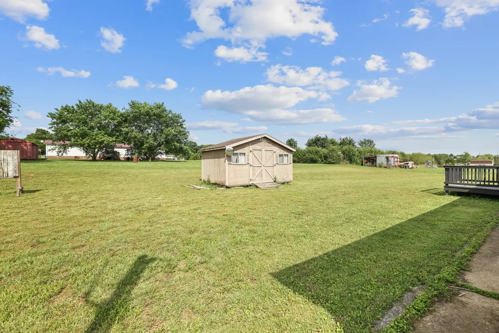 1572 Old Nashville Dirt Road Shelbyville TN 37160