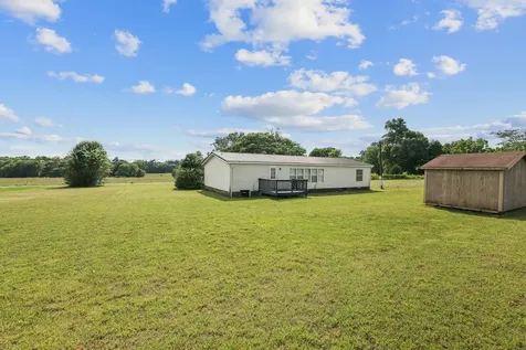 1572 Old Nashville Dirt Road Shelbyville TN 37160