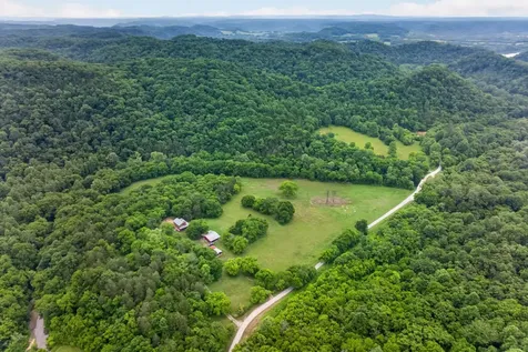 8029 Brimstone Creek Road Whitleyville TN 38588
