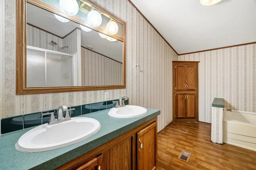 1572 Old Nashville Dirt Road Shelbyville TN 37160
