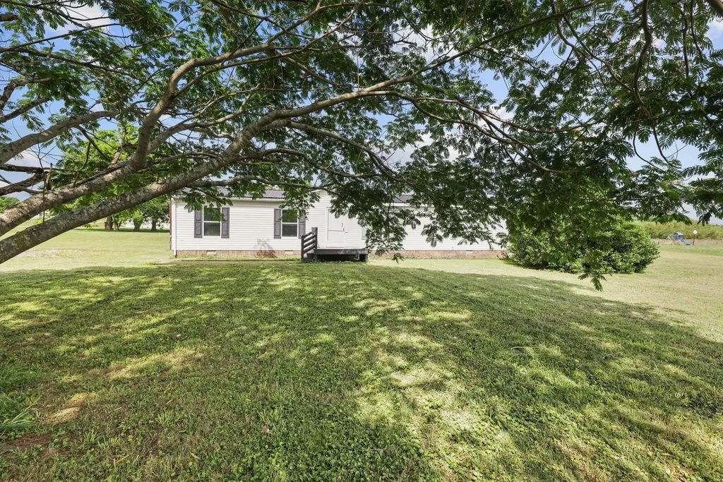 1572 Old Nashville Dirt Road Shelbyville TN 37160