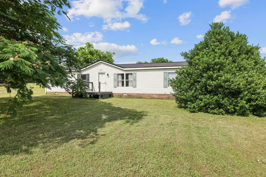 1572 Old Nashville Dirt Road Shelbyville TN 37160