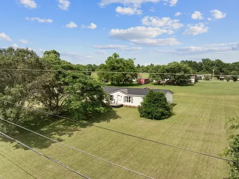 1572 Old Nashville Dirt Road Shelbyville TN 37160