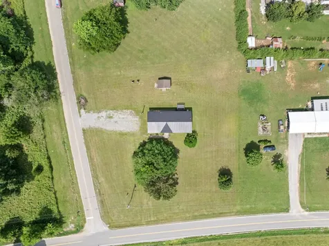 1572 Old Nashville Dirt Road Shelbyville TN 37160