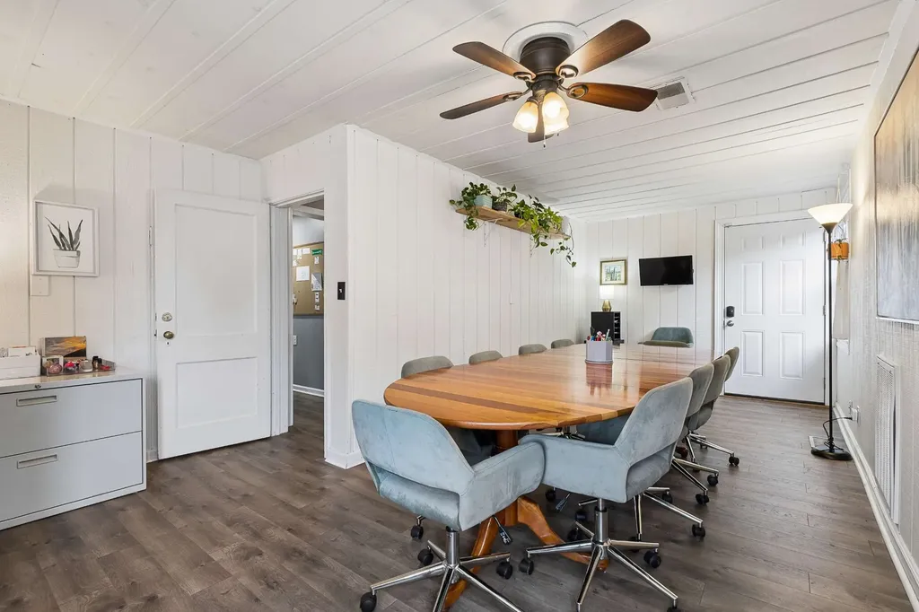 2818 Azalea Place Nashville TN 37204