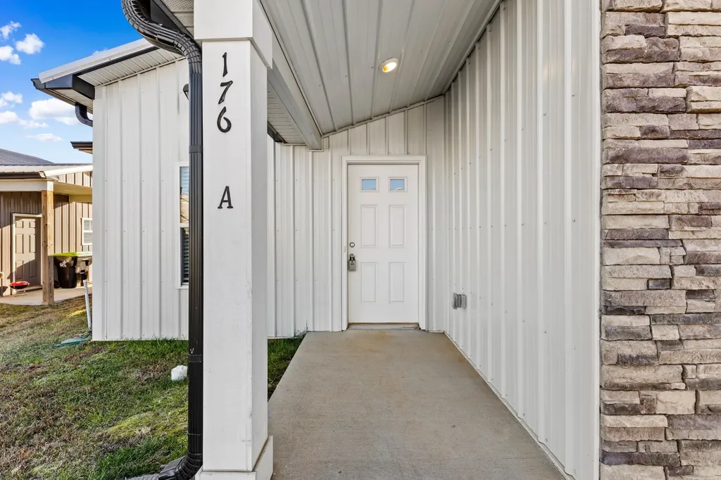190 Bainbridge Drive Clarksville TN 37043