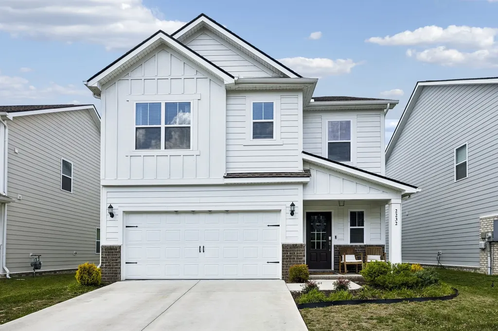2232 Robert Gwynne Drive Smyrna TN 37167