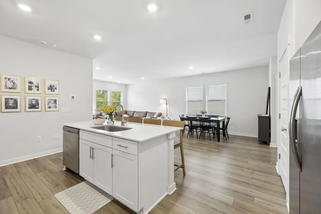 2232 Robert Gwynne Drive Smyrna TN 37167