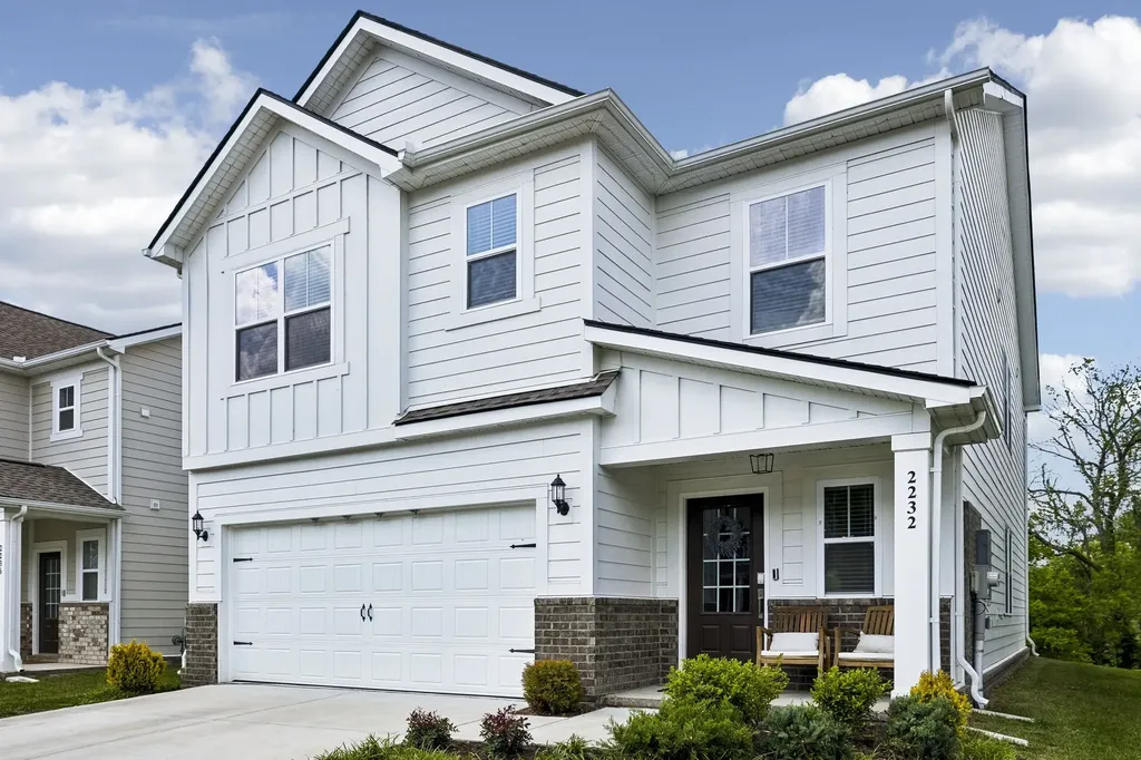 2232 Robert Gwynne Drive Smyrna TN 37167