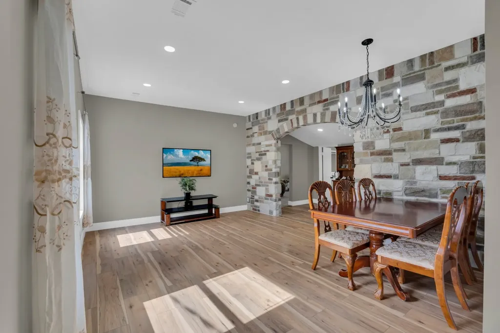 320 W King Street Morrison TN 37357